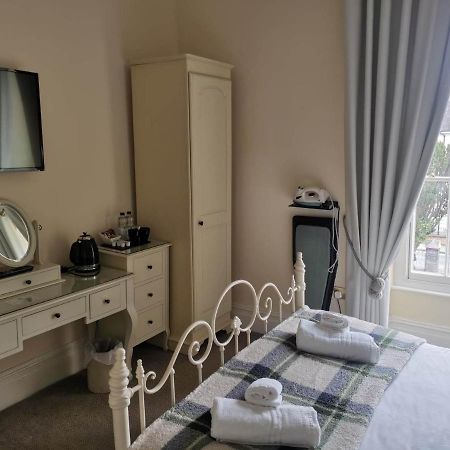 Llety Teifi Guest House Кардиган Экстерьер фото