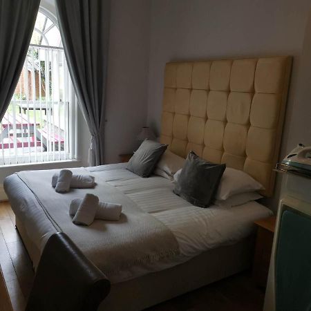 Llety Teifi Guest House Кардиган Экстерьер фото