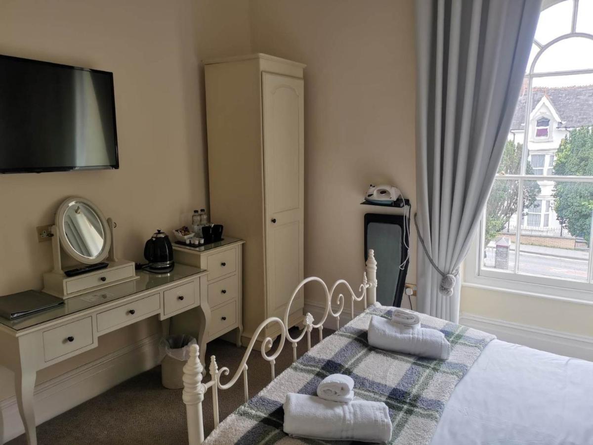 Llety Teifi Guest House Кардиган Экстерьер фото